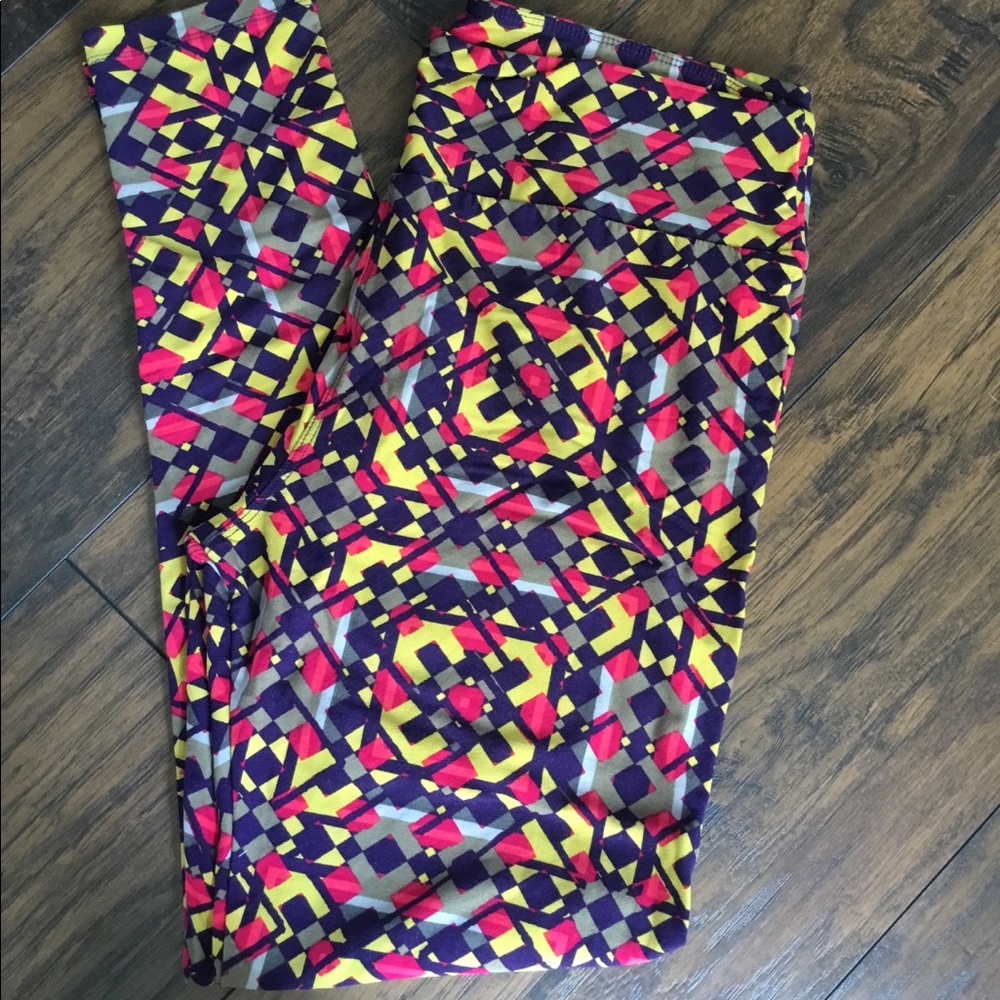 Lularoe tc buttery soft Leggings